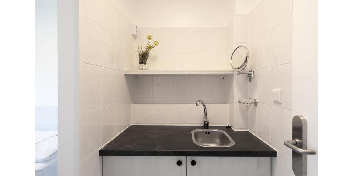 Wohnen auf Zeit Nürnberg Erlenstegen - 1 Zimmer, 14 m&sup2;, 49&euro; | Angebot:22362845