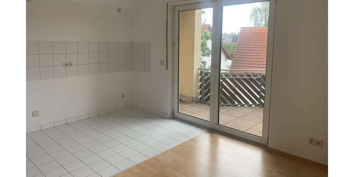 Etagenwohnung Dresden Schönfeld-Weißig - 1 Zimmer, 35 m&sup2;, 295&euro; | Angebot:26186804
