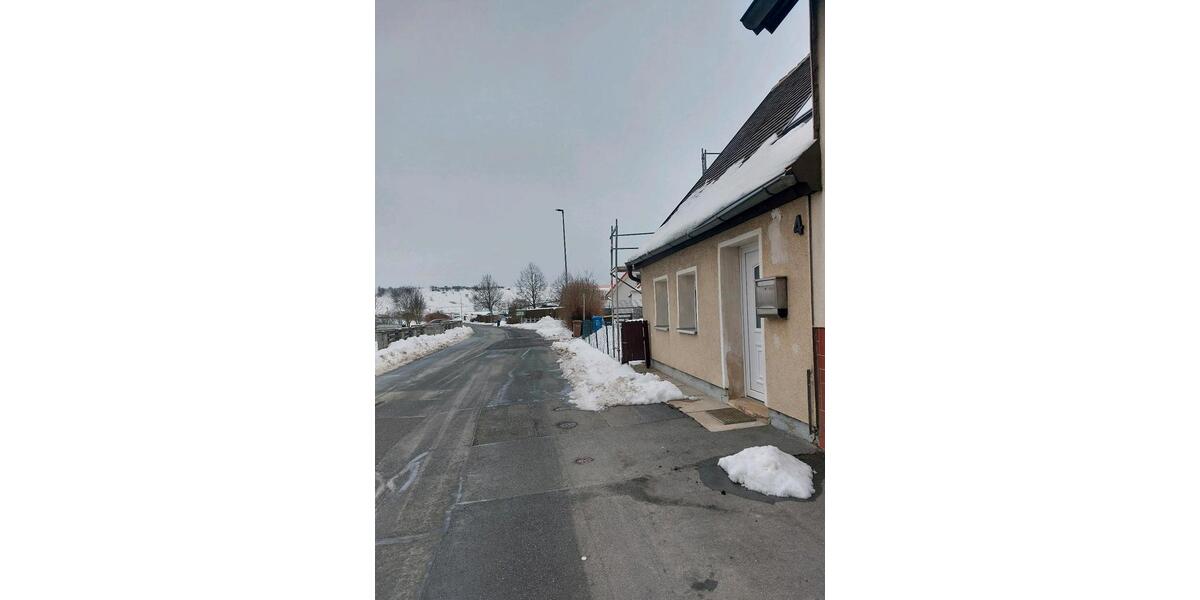 Doppelhaushälfte Creußen - 2.5 Zimmer, 60 m&sup2;, 600&euro; | Angebot:24743711