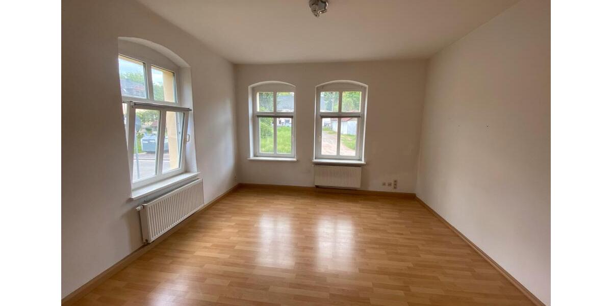 Erdgeschoßwohnung Leisnig - 3 Zimmer, 38 m&sup2;, 300&euro; | Angebot:26635357