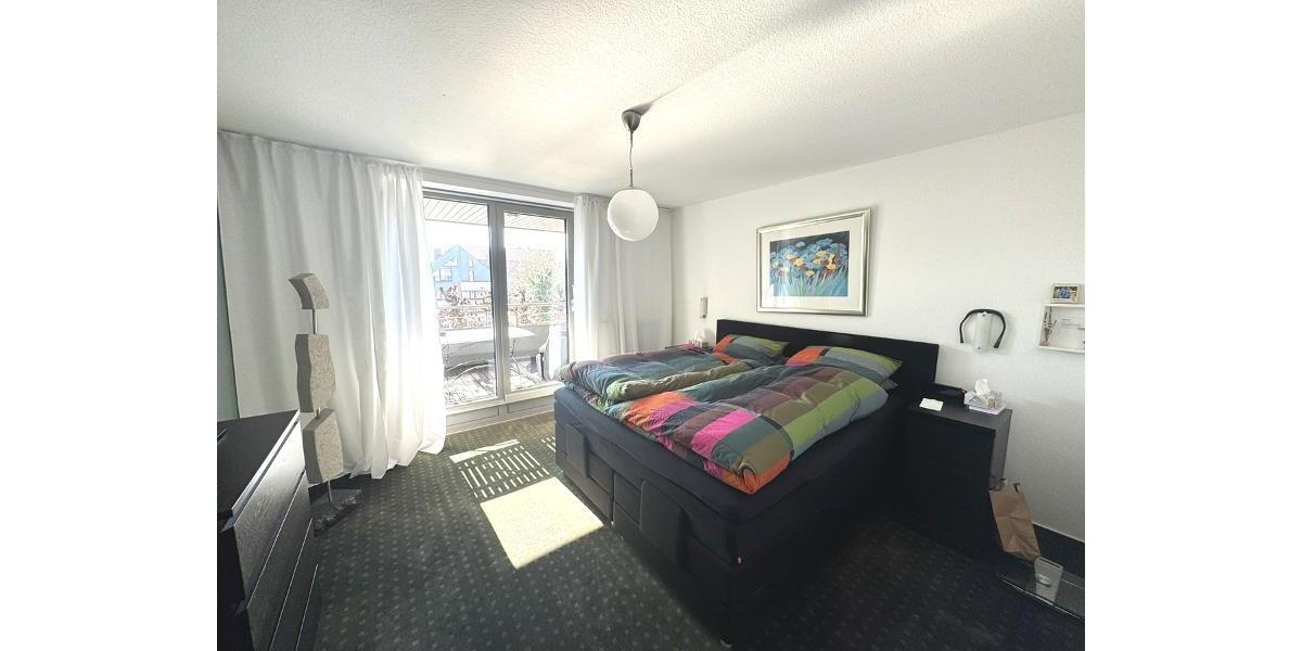 Etagenwohnung Cloppenburg - 4 Zimmer, 147 m&sup2;, 1.000&euro; | Angebot:25377047