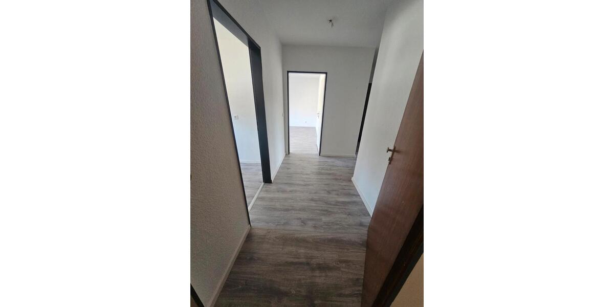 Etagenwohnung Mönchengladbach Süd - 2 Zimmer, 62 m&sup2;, 650&euro; | Angebot:26444554