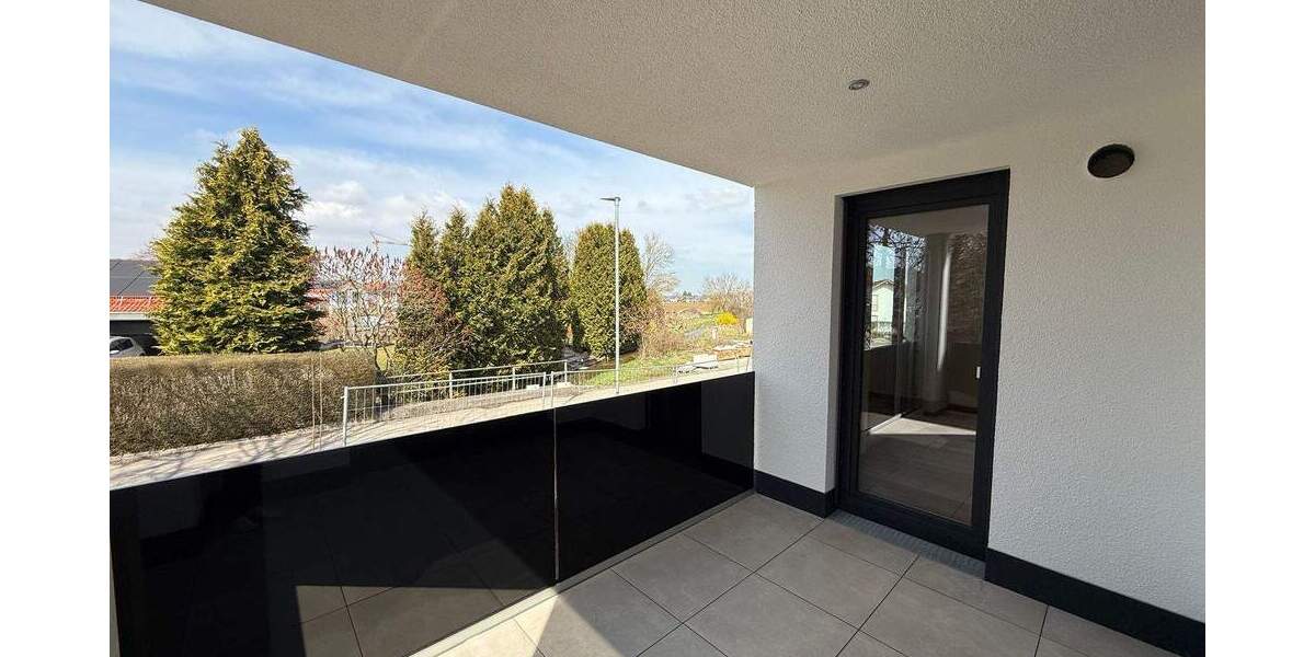 Etagenwohnung Tüßling - 3 Zimmer, 99 m&sup2;, 1.275&euro; | Angebot:26154944