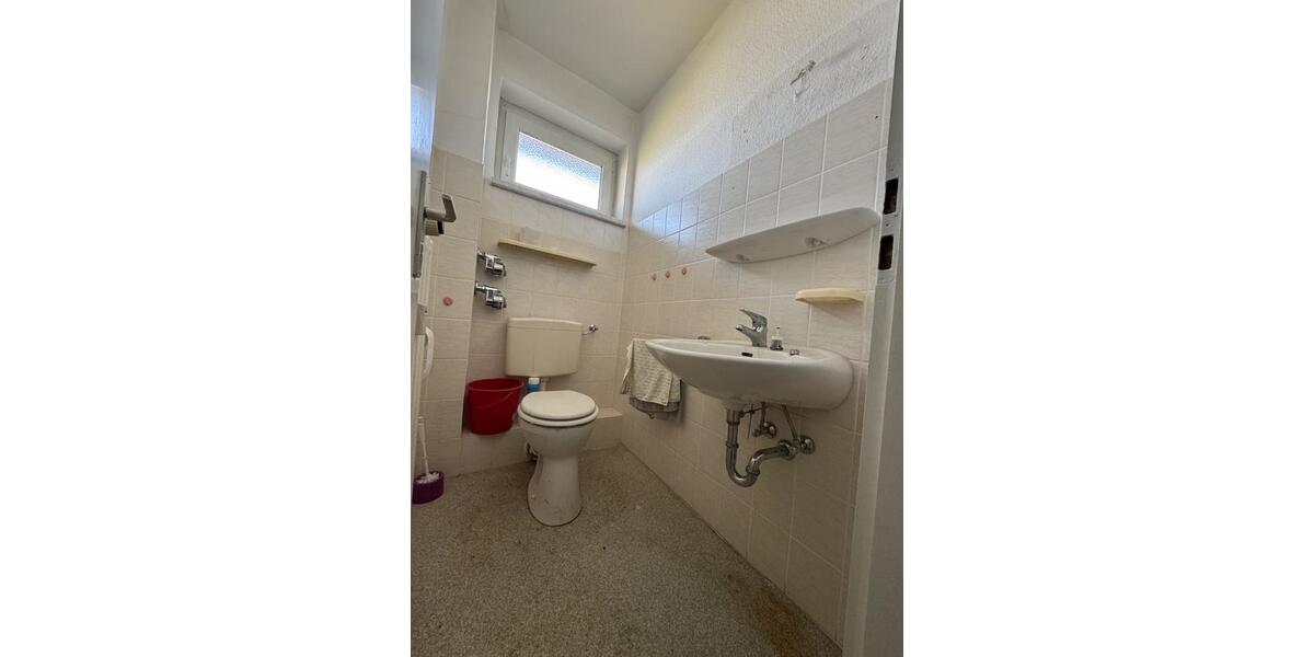Etagenwohnung Helmstedt - 3 Zimmer, 82 m&sup2;, 595&euro; | Angebot:26235155