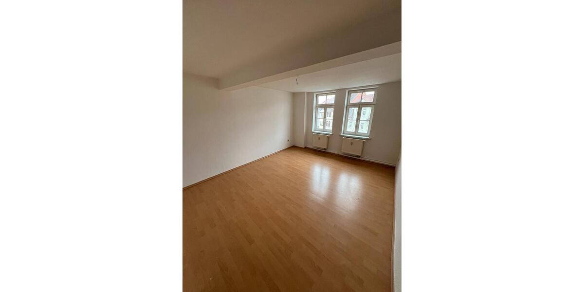 Etagenwohnung Bad Langensalza - 4 Zimmer, 100 m&sup2;, 650&euro; | Angebot:26367199