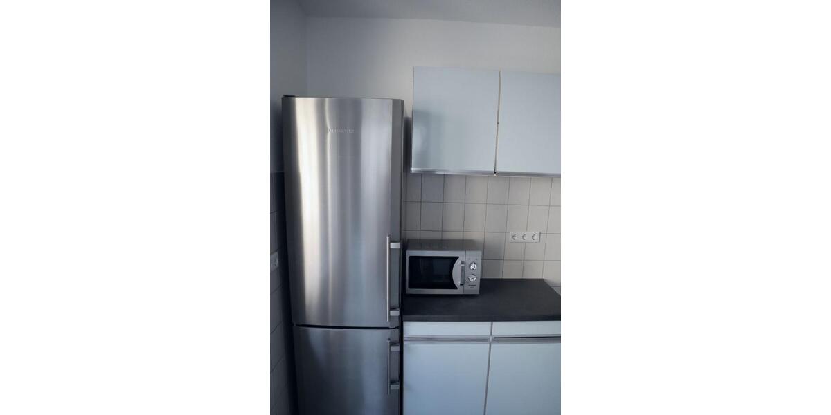 Mädels-WG renoviert in Innenstadt, Zimmer möbliert und voll ausge 1 zimmer