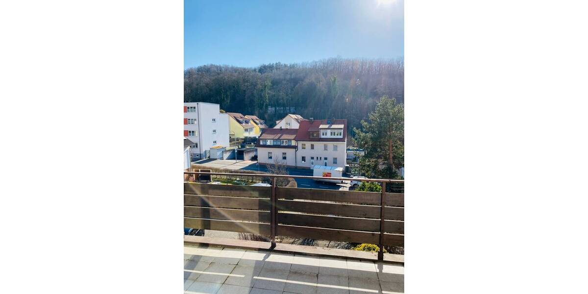 Reihenmittelhaus Lörrach - 5 Zimmer, 147 m&sup2;, 1.950&euro; | Angebot:26804049
