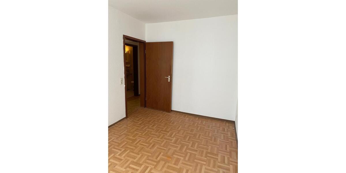 Erdgeschoßwohnung Asperg - 3 Zimmer, 70 m&sup2;, 1.200&euro; | Angebot:25719358