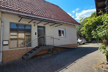 Haus Hohenroth - 3.5 Zimmer, 125 m&sup2;, 1.200&euro; | Angebot:26703967