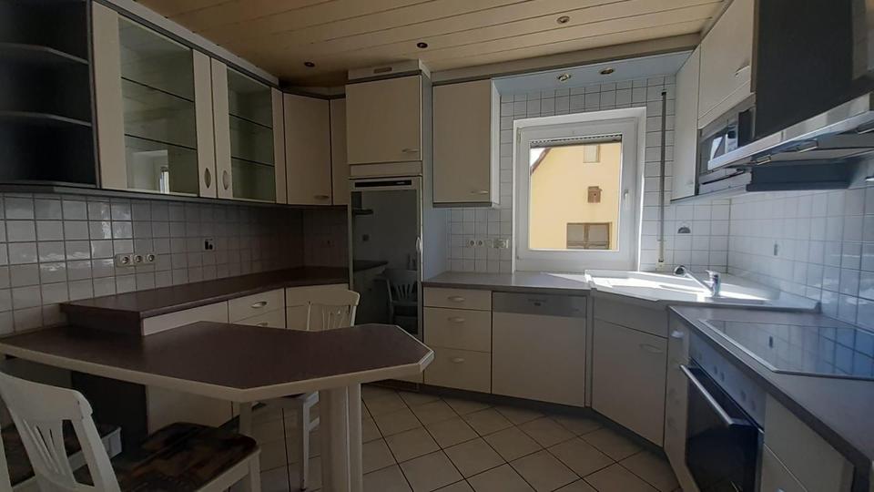 Etagenwohnung Bad Windsheim - 2.5 Zimmer, 95 m&sup2;, 950&euro; | Angebot:24964776