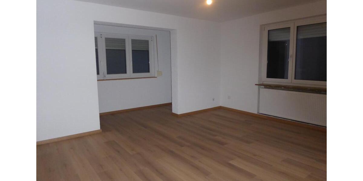 Etagenwohnung Rastatt - 4 Zimmer, 86 m&sup2;, 950&euro; | Angebot:24559804