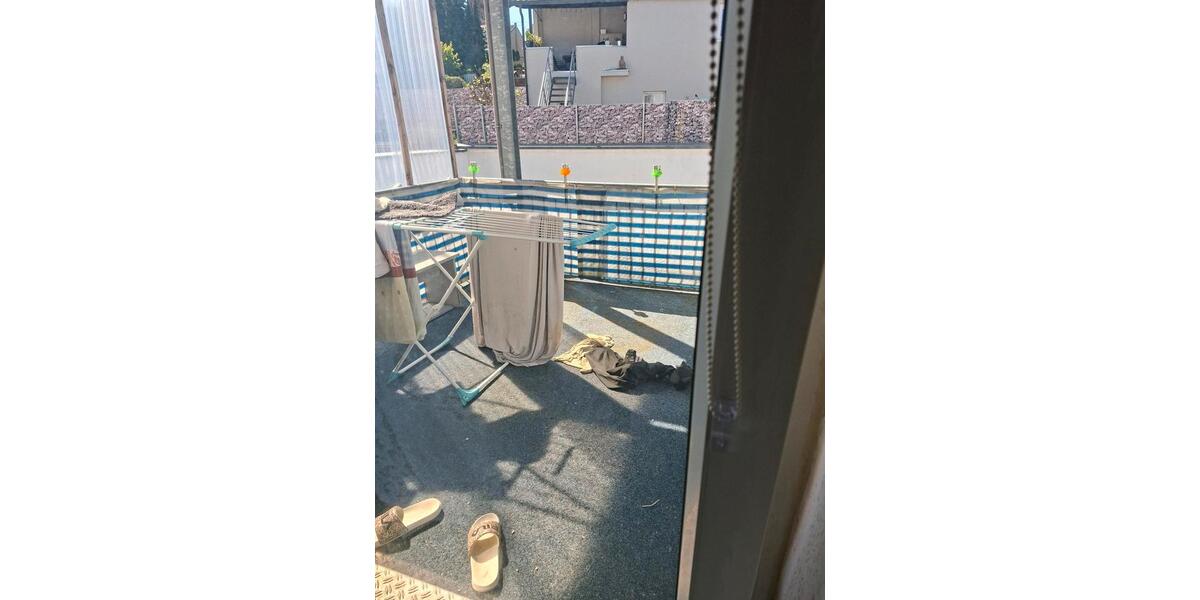 Etagenwohnung Püttlingen - 2 Zimmer, 75 m&sup2;, 668&euro; | Angebot:26285110