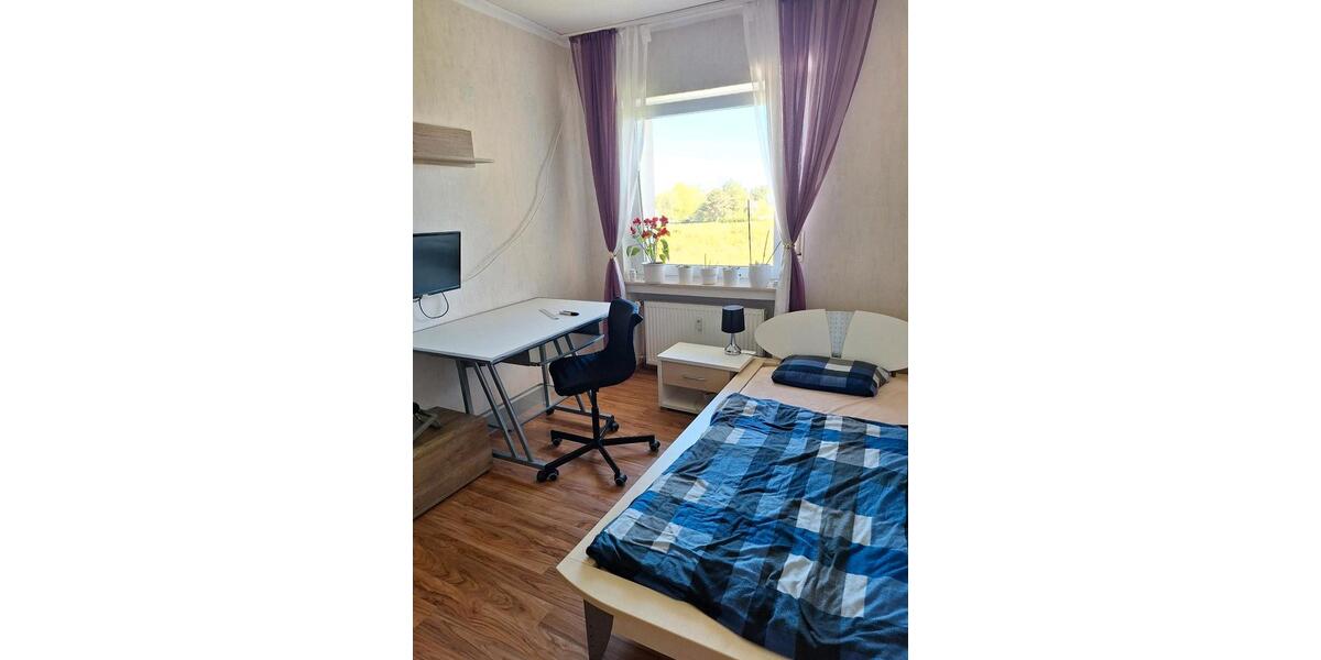 Wohnen auf Zeit Bad Wünnenberg - 5 Zimmer, 18 m&sup2;, 450&euro; | Angebot:26268315