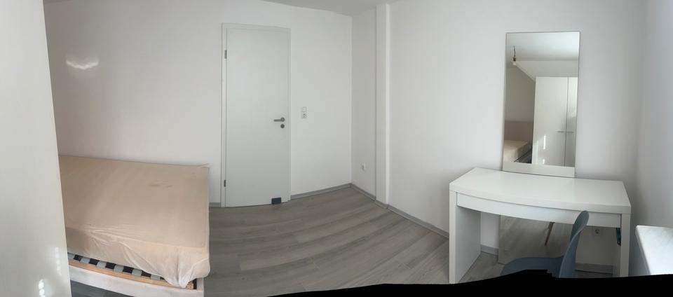 Dachgeschoßwohnung Frankfurt am Main Unterliederbach - 2 Zimmer, 60 m&sup2;, 1.125&euro; | Angebot:24838359