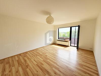 CITYPERLE MIT BLICK INS GRÜNE - Etagenwohnung Neumünster | Angebot:27229271