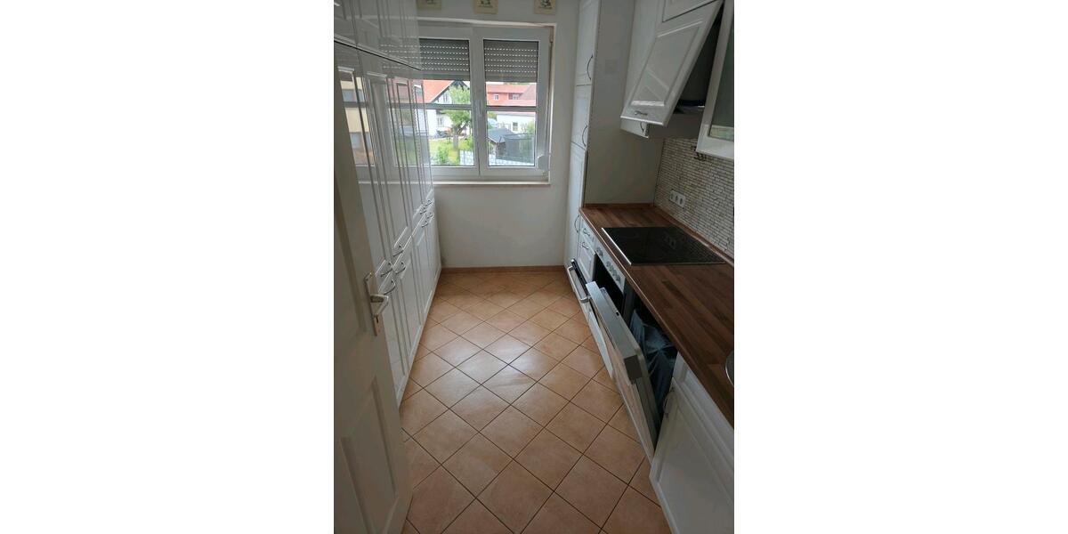 Etagenwohnung Burgkirchen an der Alz - 3 Zimmer, 75 m&sup2;, 830&euro; | Angebot:26614889