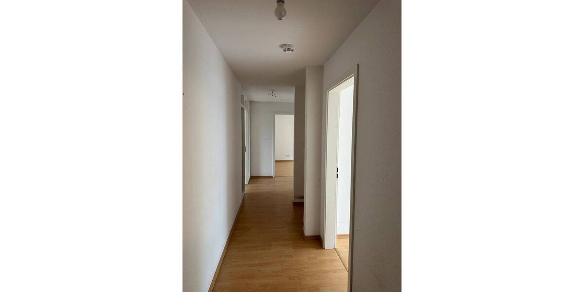 Etagenwohnung Lübeck St. Lorenz Süd - 3 Zimmer, 85 m&sup2;, 1.150&euro; | Angebot:26763877