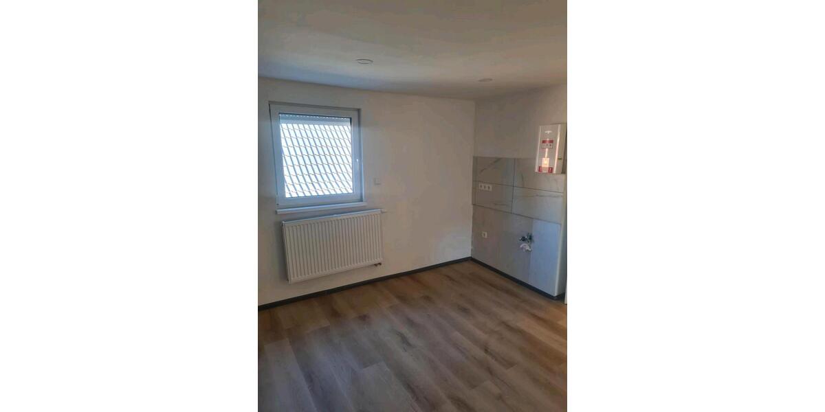 Etagenwohnung Kaiserslautern - 2 Zimmer, 65 m&sup2;, 585&euro; | Angebot:26591299