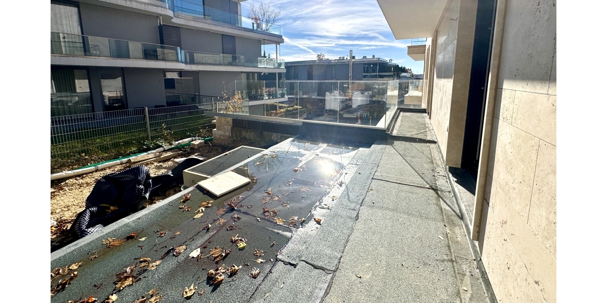 Designwohnung am Michelsberg – Terrasse und großem Garten 3.5 zimmer