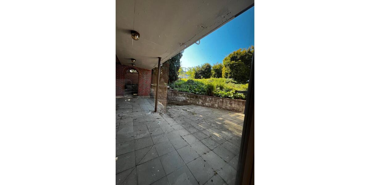 Wunderschön renovierte 2 Zimmerwohnung mit großer Terrasse nach Süden! 2 zimmer