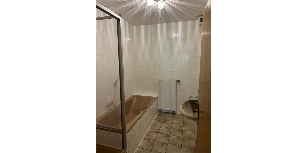 Etagenwohnung Nabburg - 2 Zimmer, 124 m&sup2;, 980&euro; | Angebot:23908251