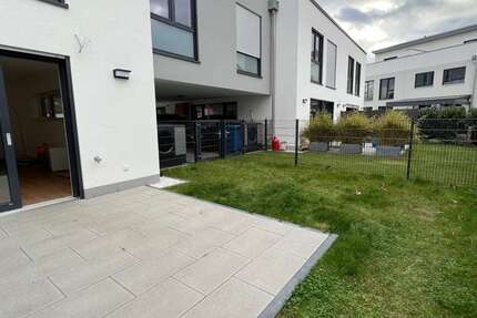 Haus zum Mieten in Kahl am Main 2.250 € 195 m² 5 zimmer