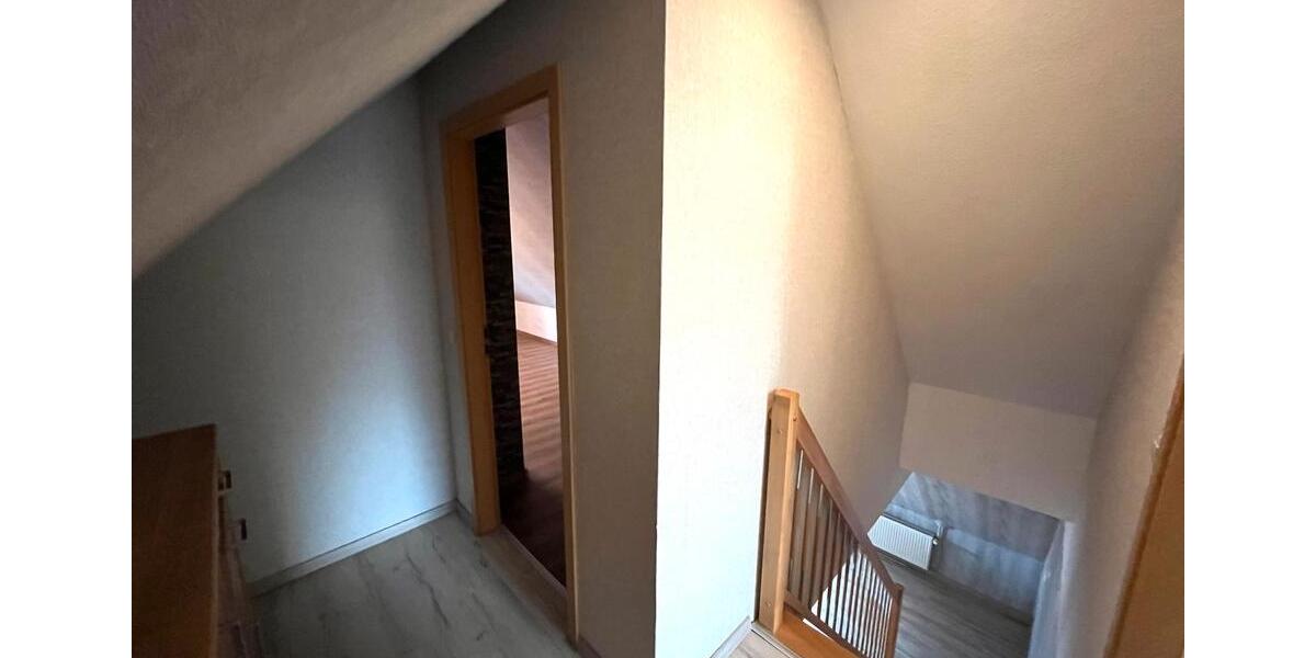 5 Zimmer Dachgeschoss- Maisonette Wohnung in Lünne 5 zimmer