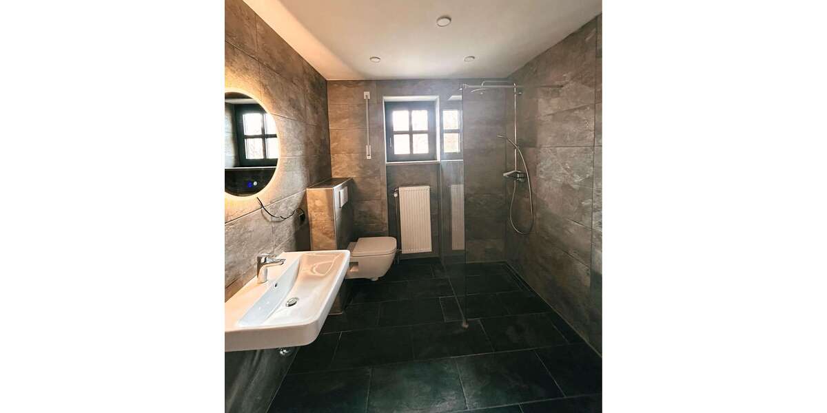 Wohnung zum Mieten in Regensburg 1.500 € 110.5 m² 5 zimmer