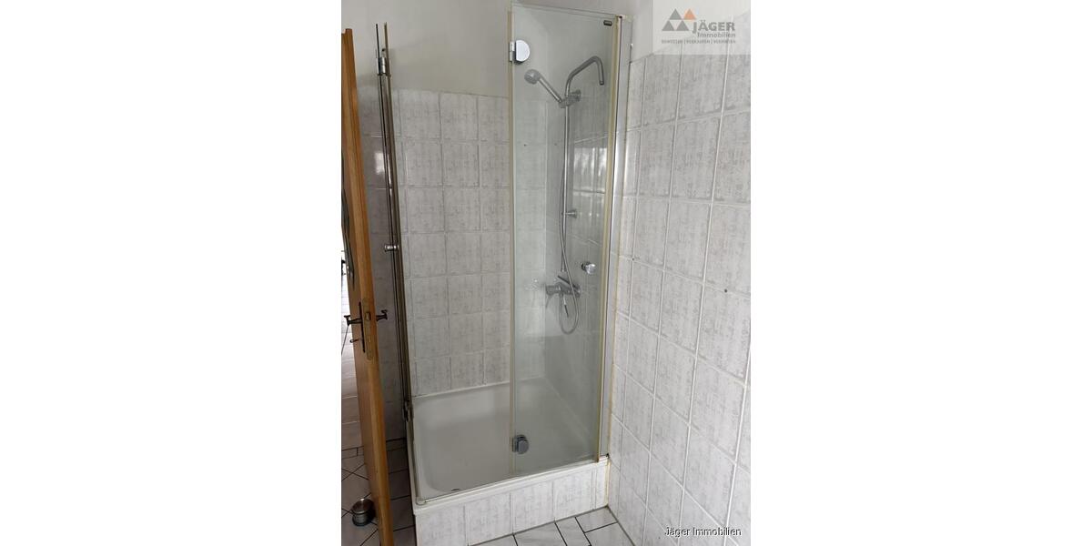 Dachgeschoßwohnung Ganderkesee - 3 Zimmer, 80 m&sup2;, 650&euro; | Angebot:24672730