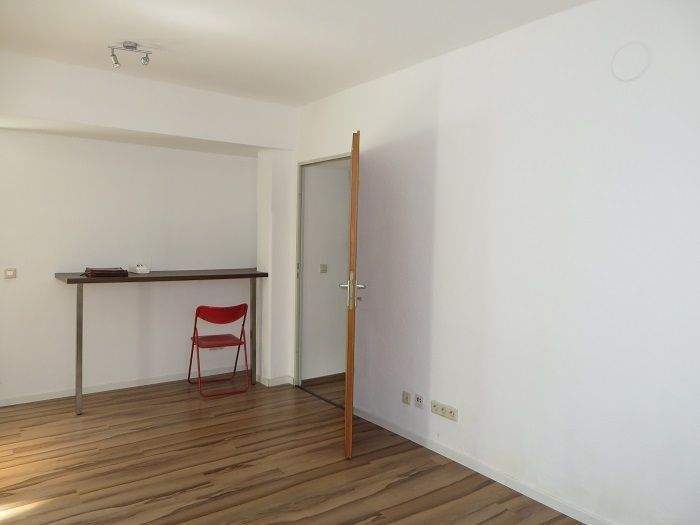 Etagenwohnung Bonn Zentrum - 2 Zimmer, 43 m&sup2;, 450&euro; | Angebot:26129322