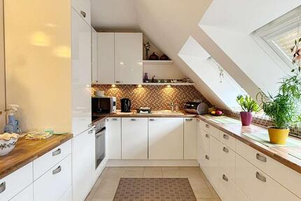 Stilvolle 2,5-Zimmer-Wohnung in zentraler Lage von Viernheim! 2 zimmer