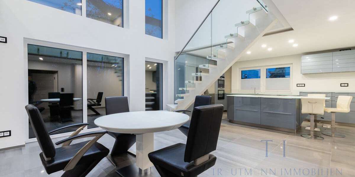 Etagenwohnung Wörth am Rhein - 3.5 Zimmer, 188 m&sup2;, 1.800&euro; | Angebot:26171387