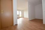 Erdgeschoßwohnung Hohenstein-Ernstthal Ernstthal - 4 Zimmer, 69 m&sup2;, 433&euro; | Angebot:24270014
