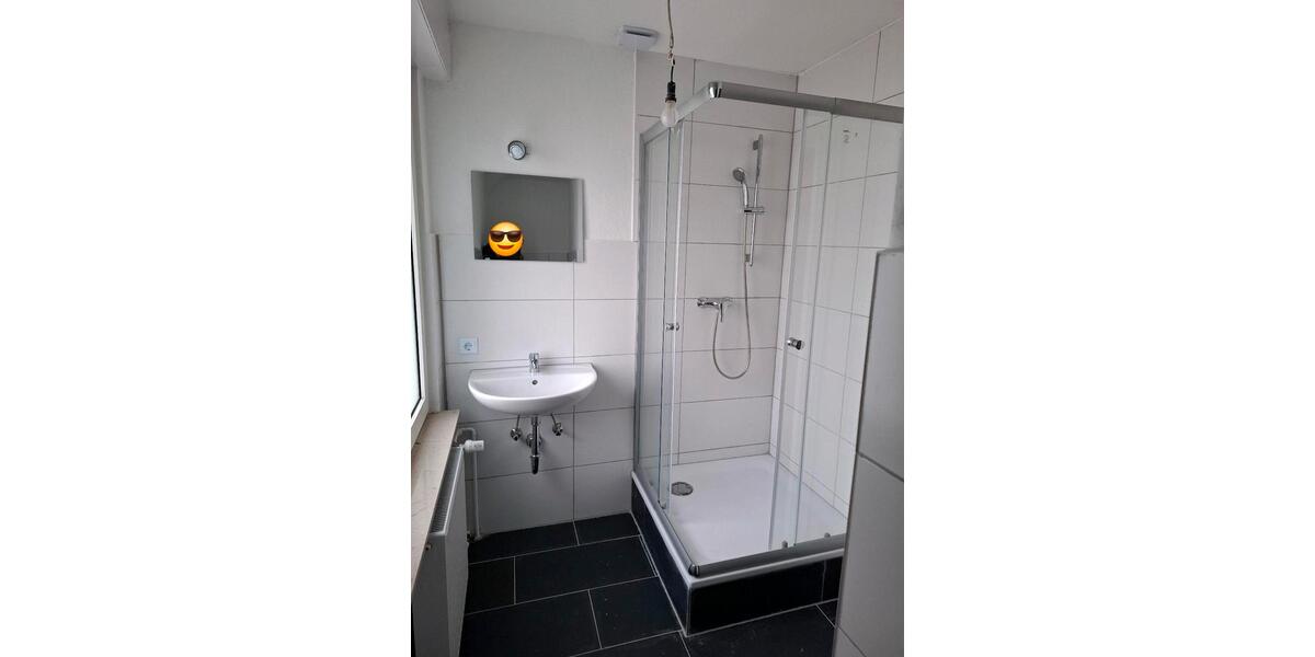 Dachgeschosswohnung 52 m² Zu Vermieten 2 zimmer