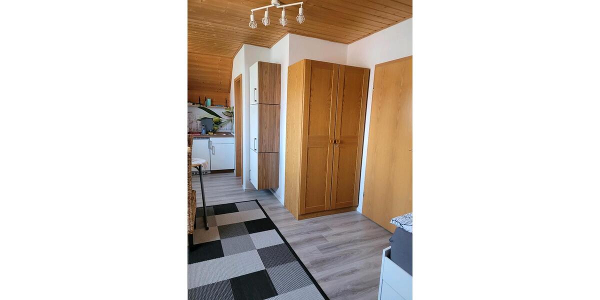 Dachgeschoßwohnung Neustadt an der Donau - 1 Zimmer, 20 m&sup2;, 450&euro; | Angebot:26048580