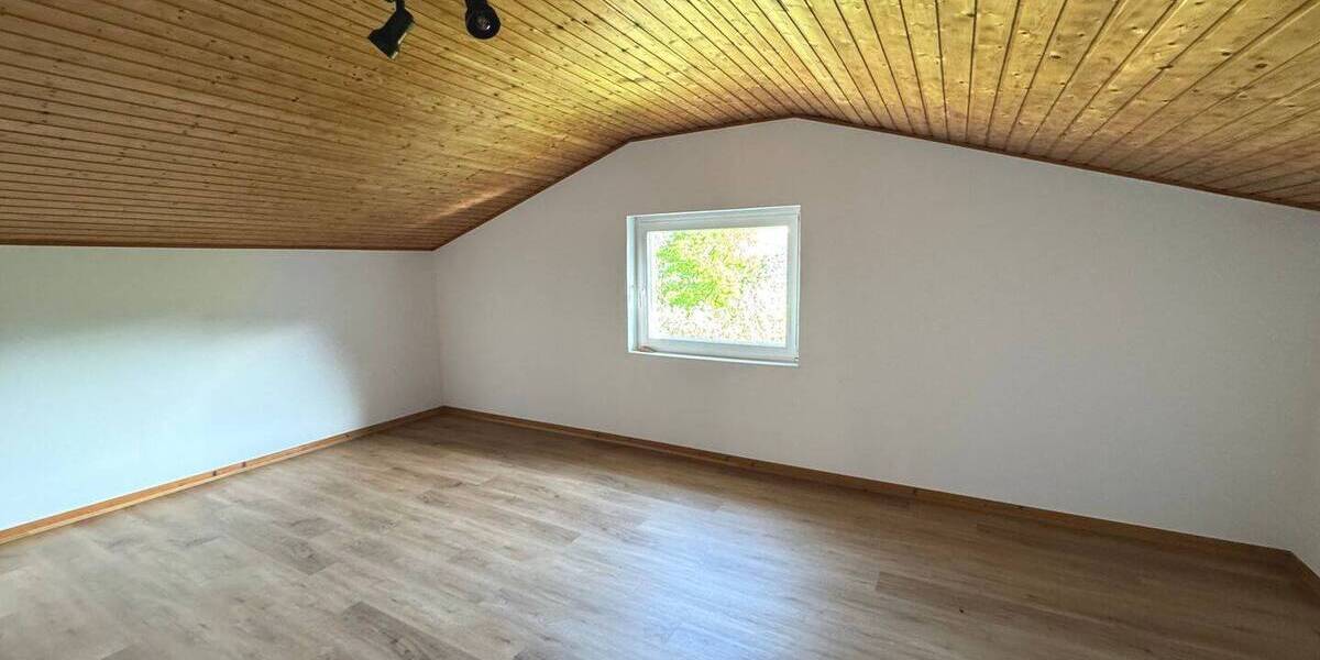 Mehrfamilienhaus, Wohnhaus Irrel - 1 Zimmer, 247 m&sup2;, 2.500&euro; | Angebot:25693095