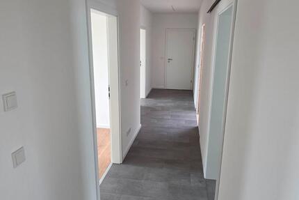 Wohnung Eisenach - 4 Zimmer, 99 m&sup2;, 910&euro; | Angebot:26484597