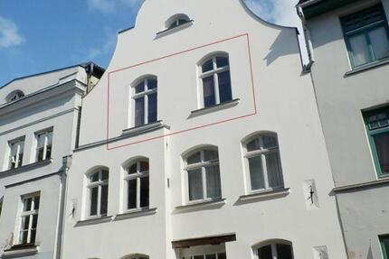 Wohnung Güstrow - 2 Zimmer, 80 m&sup2;, 640&euro; | Angebot:26491736