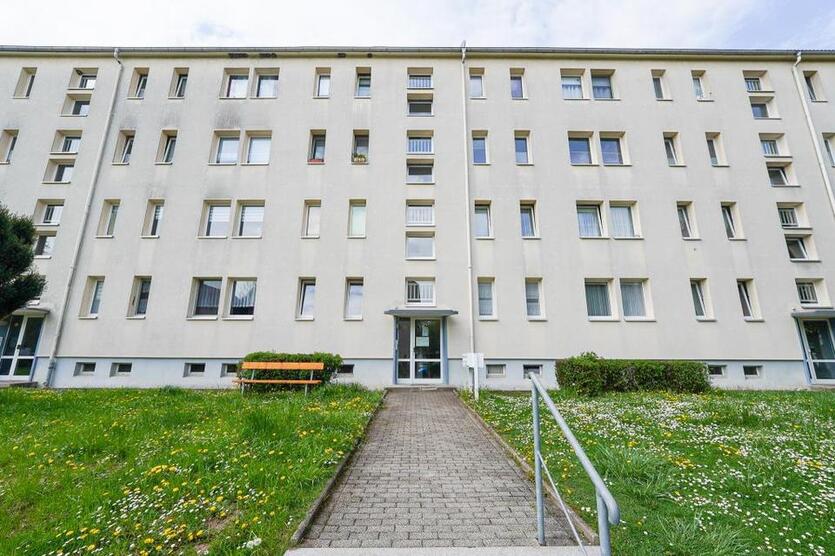 Frisch Renovierte Erdgeschosswohnung zimmer