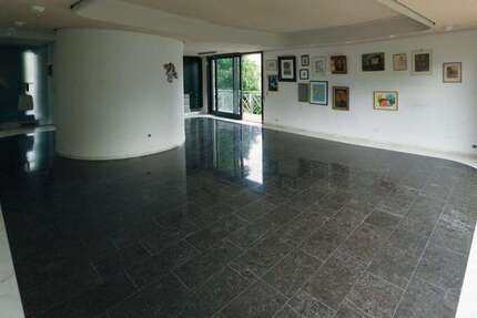 Haus zum Mieten in Düren 2.850 € 290 m²