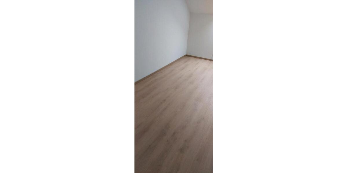 Dachgeschoßwohnung Pocking - 3 Zimmer, 99 m&sup2;, 1.155&euro; | Angebot:24572879