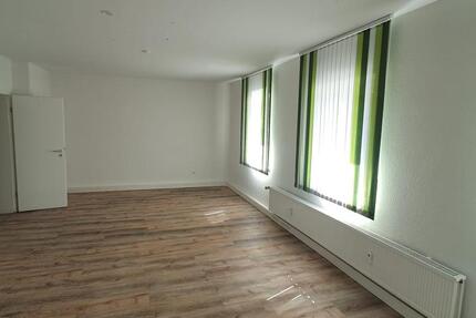 Wohnung Bienenbüttel - 3 Zimmer, 75 m&sup2;, 600&euro; | Angebot:26368385
