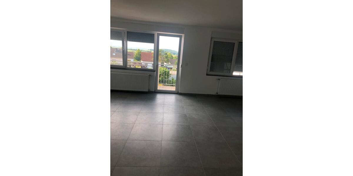 Etagenwohnung Hadamar - 3 Zimmer, 100 m&sup2;, 1.250&euro; | Angebot:25987636