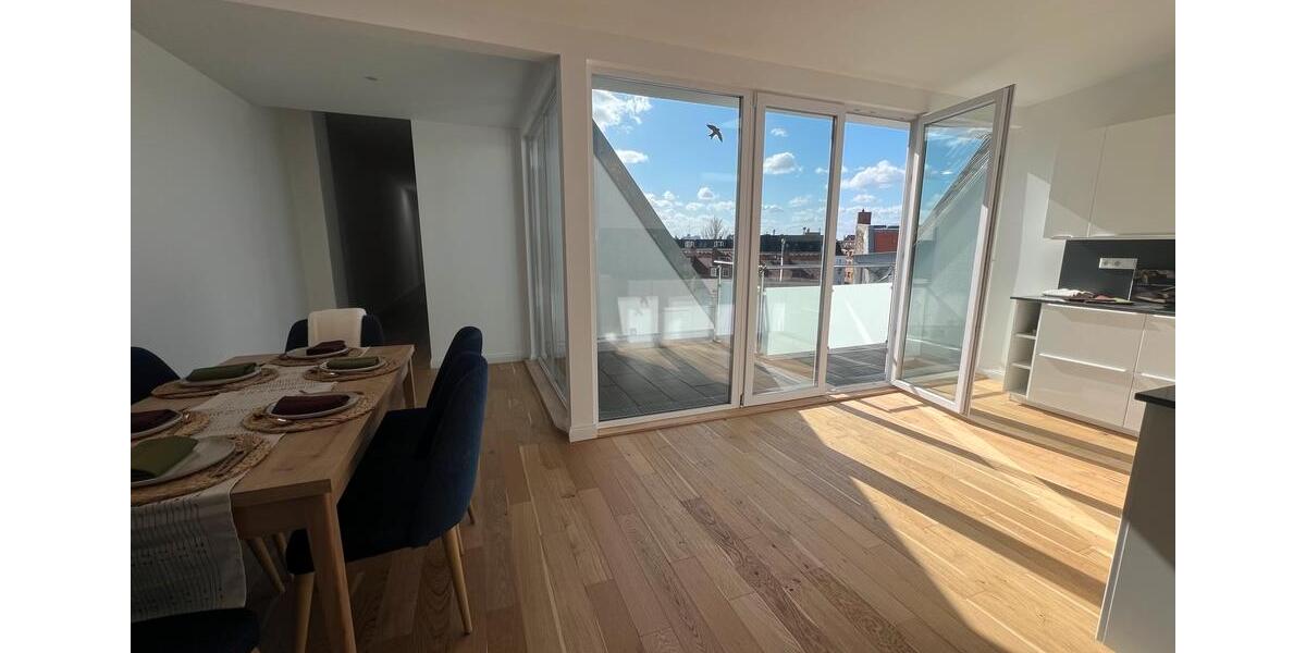 Dachgeschoßwohnung Berlin Mitte - 3.5 Zimmer, 155 m&sup2;, 2.690&euro; | Angebot:25904194