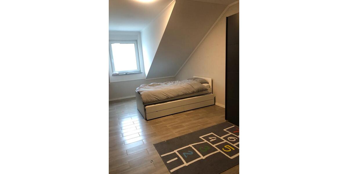 Doppelhaushälfte Mayen - 6 Zimmer, 130 m&sup2;, 1.500&euro; | Angebot:24755427