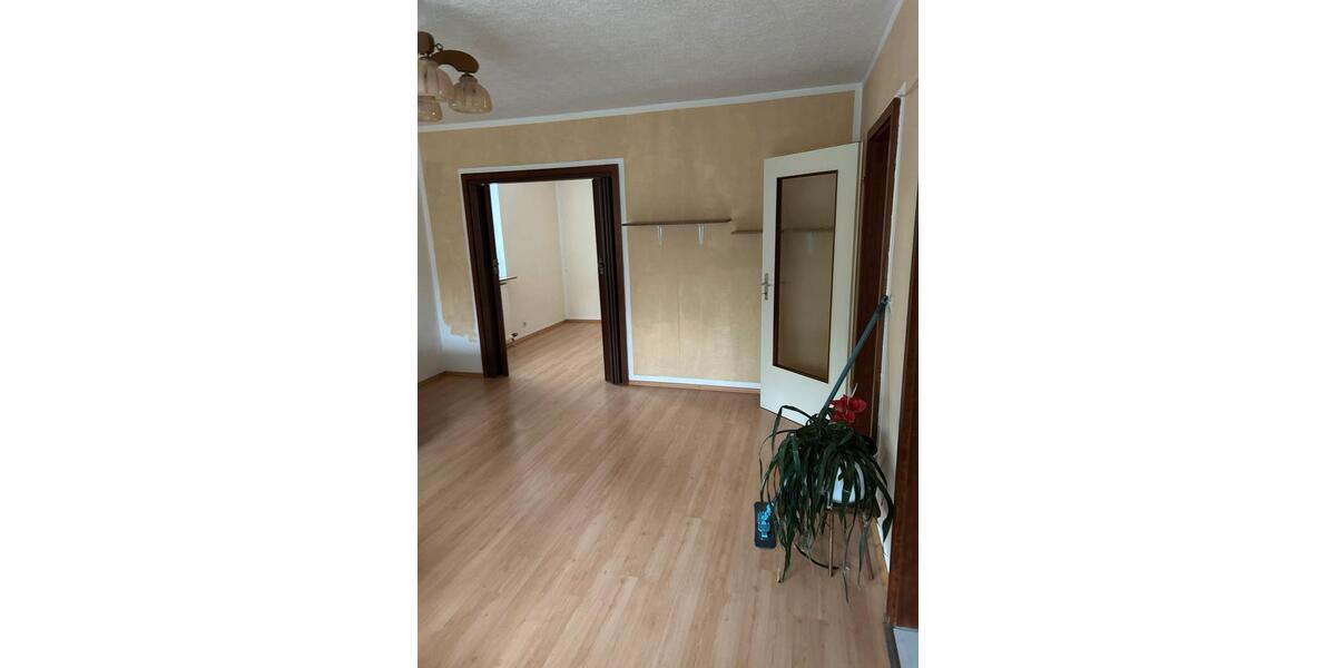 Etagenwohnung Hannover Linden-Limmer - 1.5 Zimmer, 43 m&sup2;, 690&euro; | Angebot:26634950