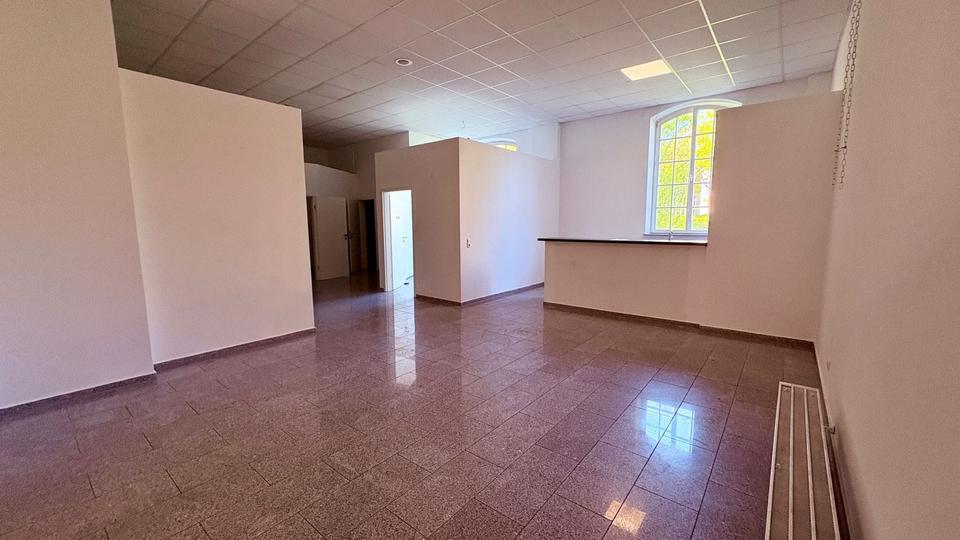 Gewerbeobjekt Reutlingen - 10&euro; | Angebot:26543996