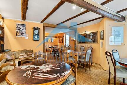 Gepflegtes Ladenlokal mit optionalen Nebenflächen in gut sichtbarer Lage von Espenau! zimmer