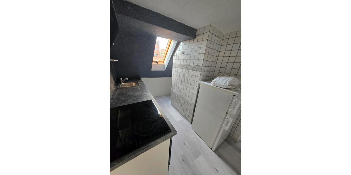 Dachgeschoßwohnung Backnang - 3 Zimmer, 65 m&sup2;, 1.000&euro; | Angebot:26644326