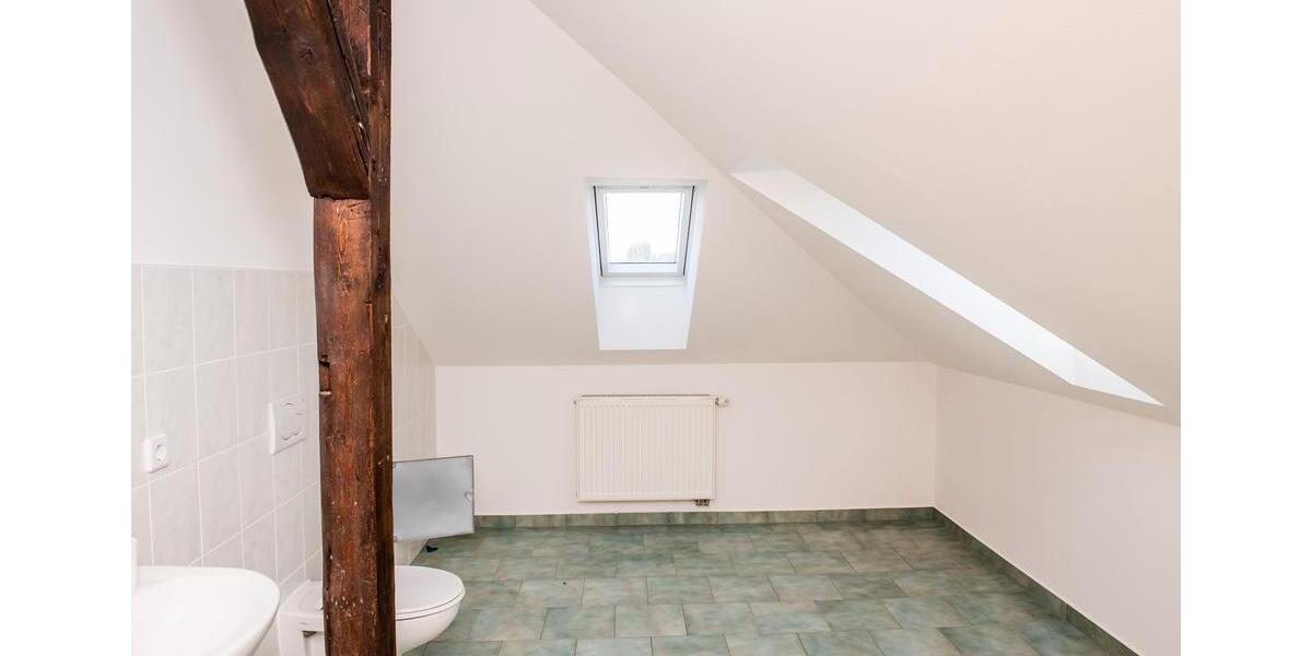 Dachgeschoßwohnung Zittau - 3 Zimmer, 78 m&sup2;, 432&euro; | Angebot:25567423